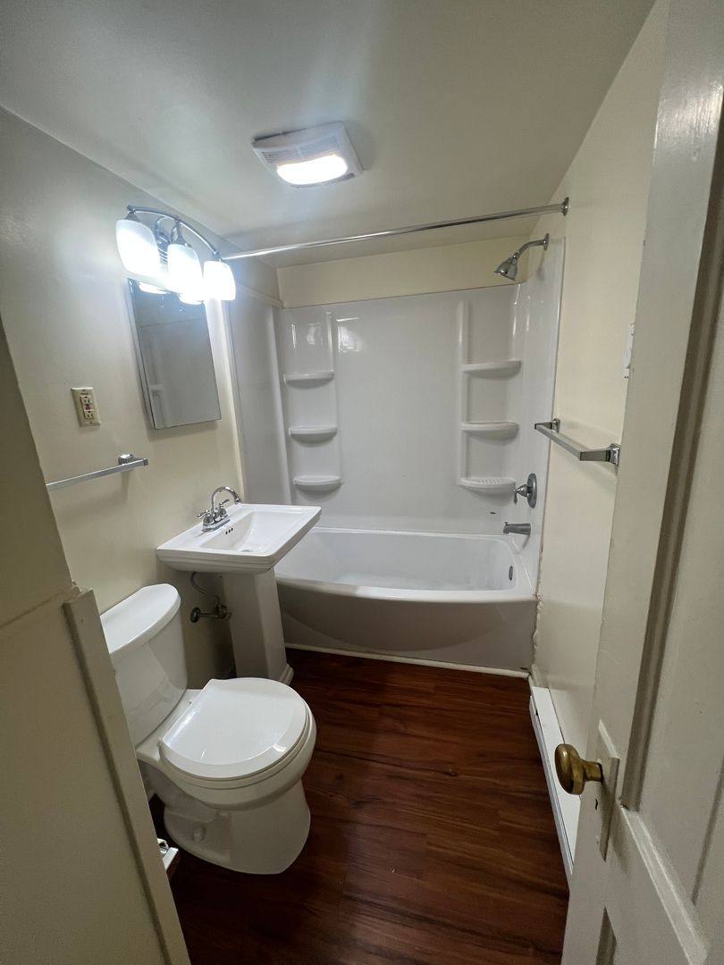 Apartment for rent at 173 & 179 W Louther St, Carlisle, PA 17013
