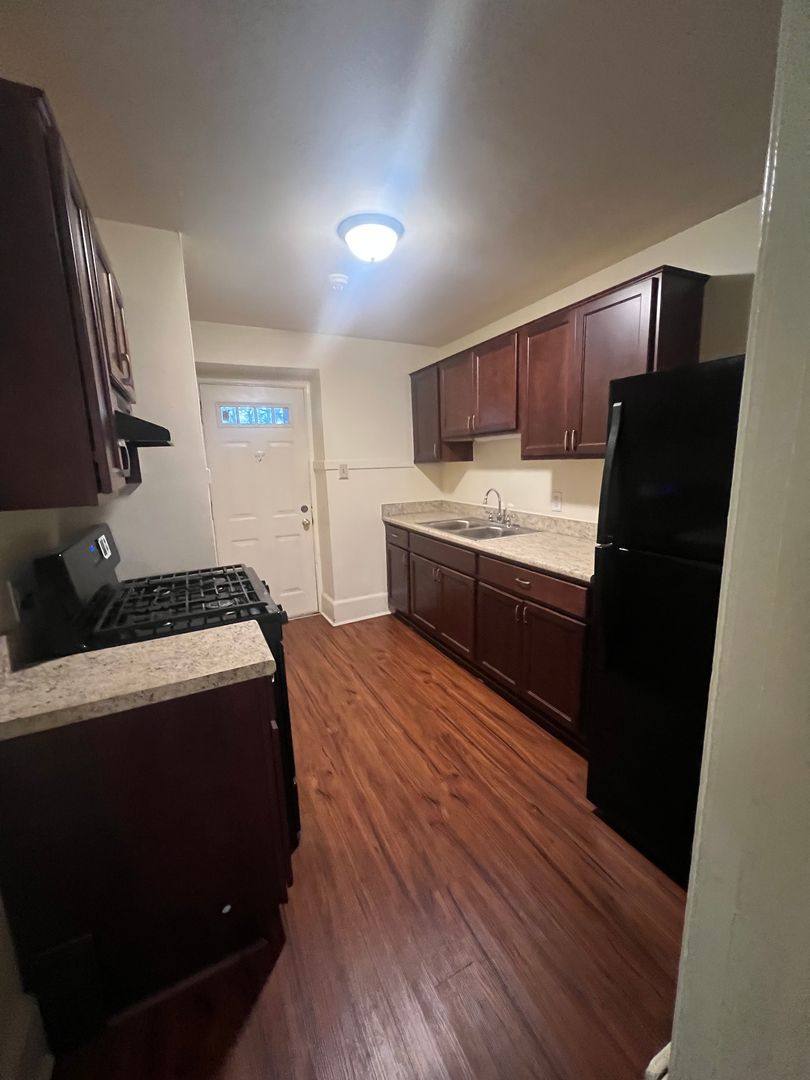 Apartment for rent at 173 & 179 W Louther St, Carlisle, PA 17013