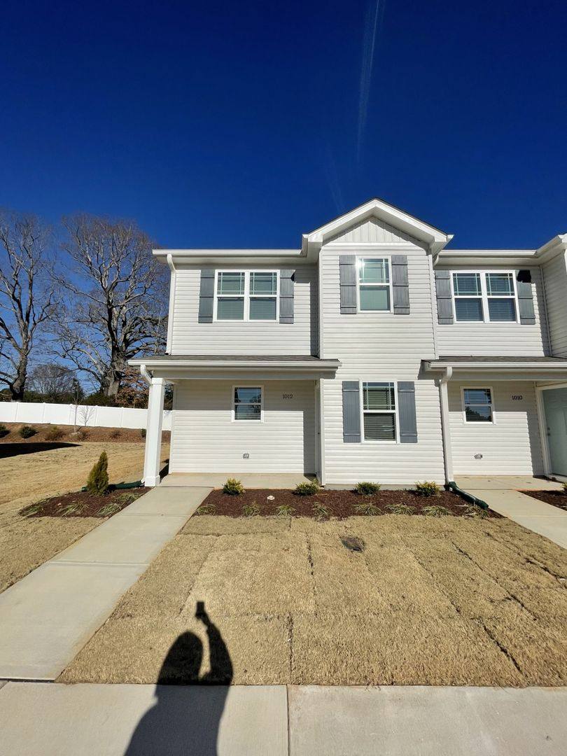 Townhouse for rent at 1012 Peony Lane, Youngsville, NC 27596