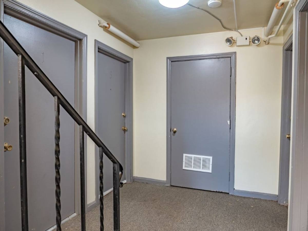 Apartment for rent at 412 Volkert Place, Cincinnati, OH 45219