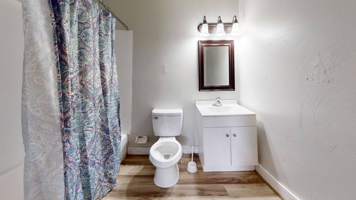 Apartment for rent at 124 Dale Ave, Willard, OH 44890