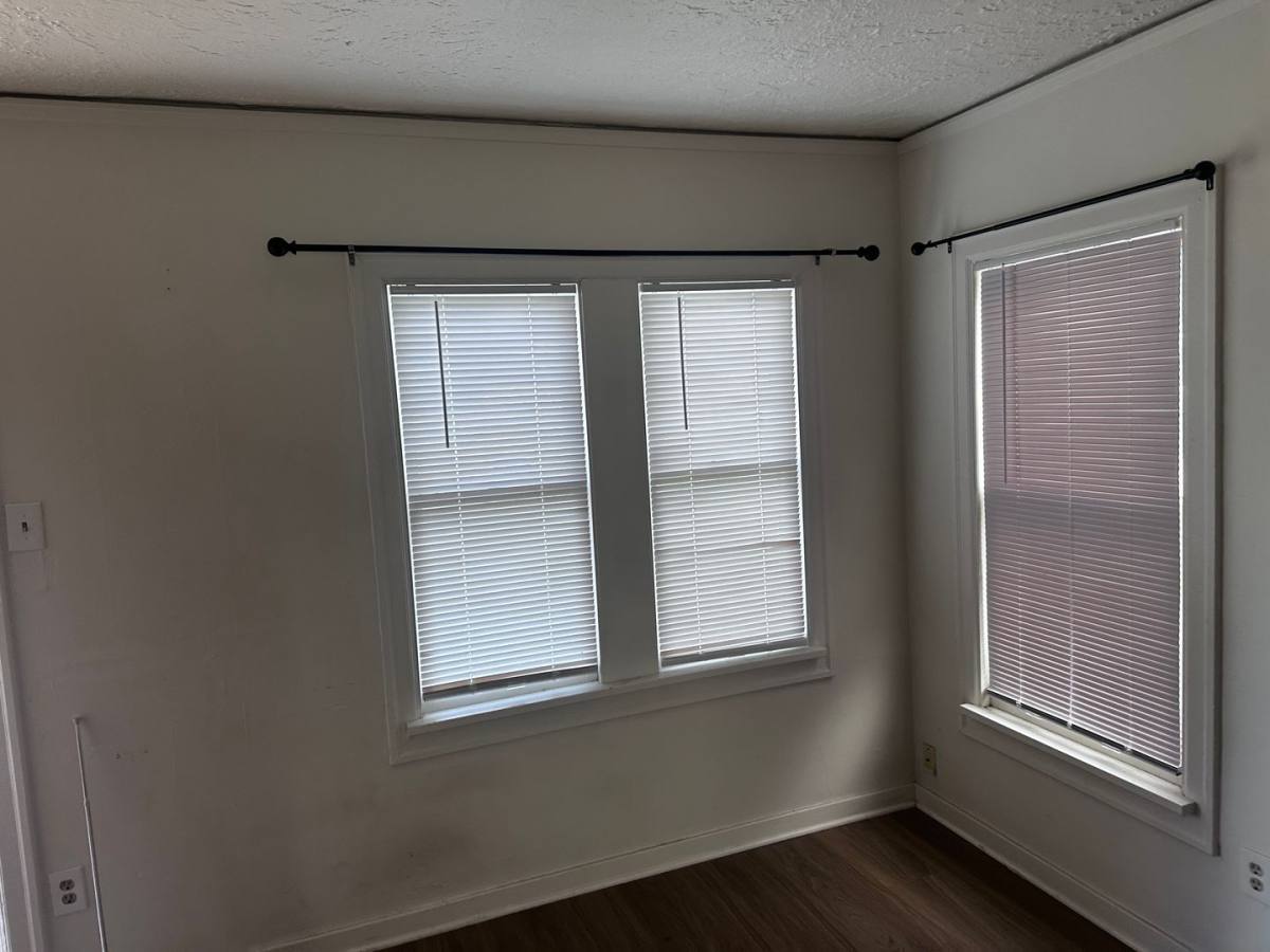 Apartment for rent at 119 & 121 Flower, Bakersfield, CA 93305