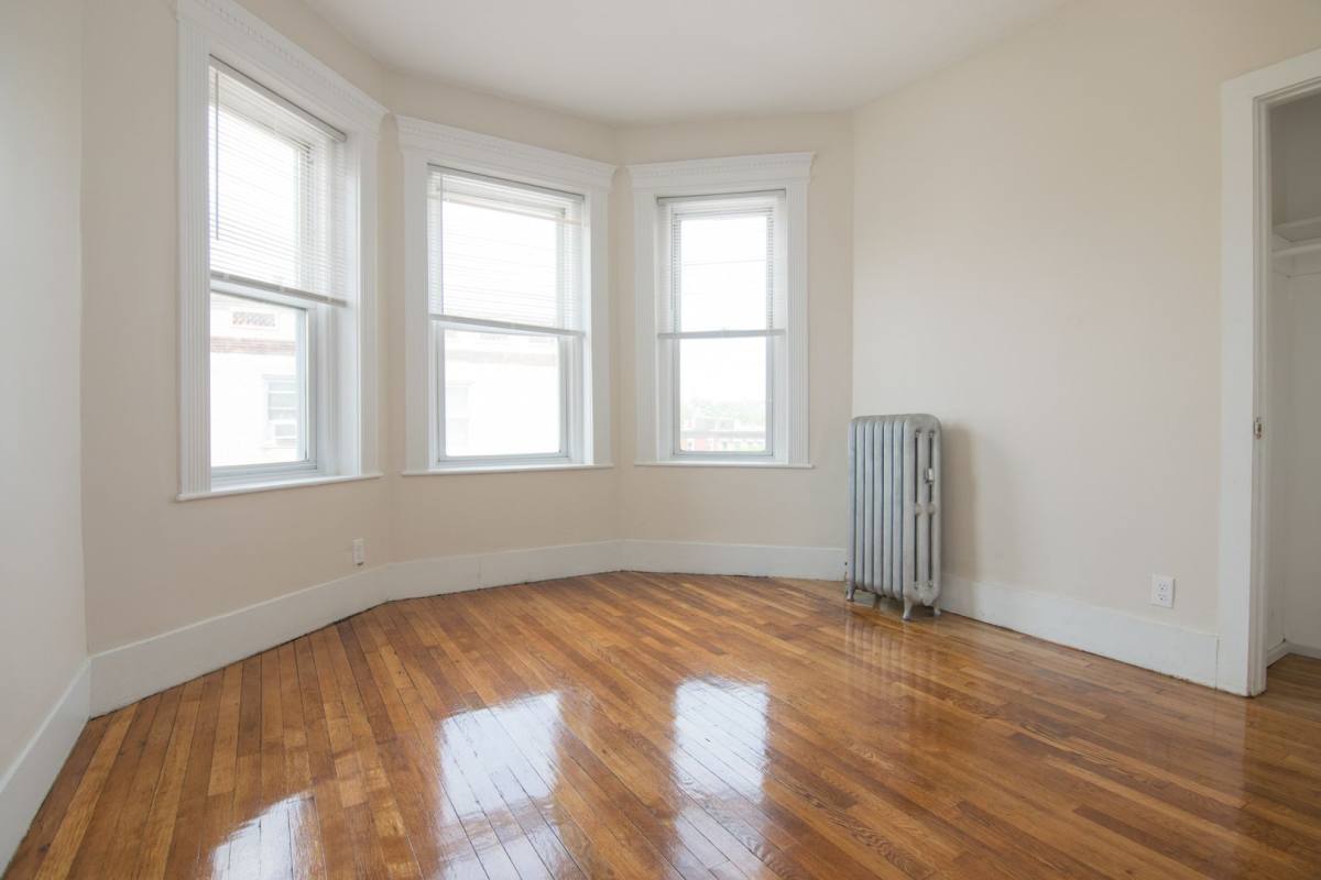 House for rent at 38 Brighton Ave #3D, Allston, MA 02134
