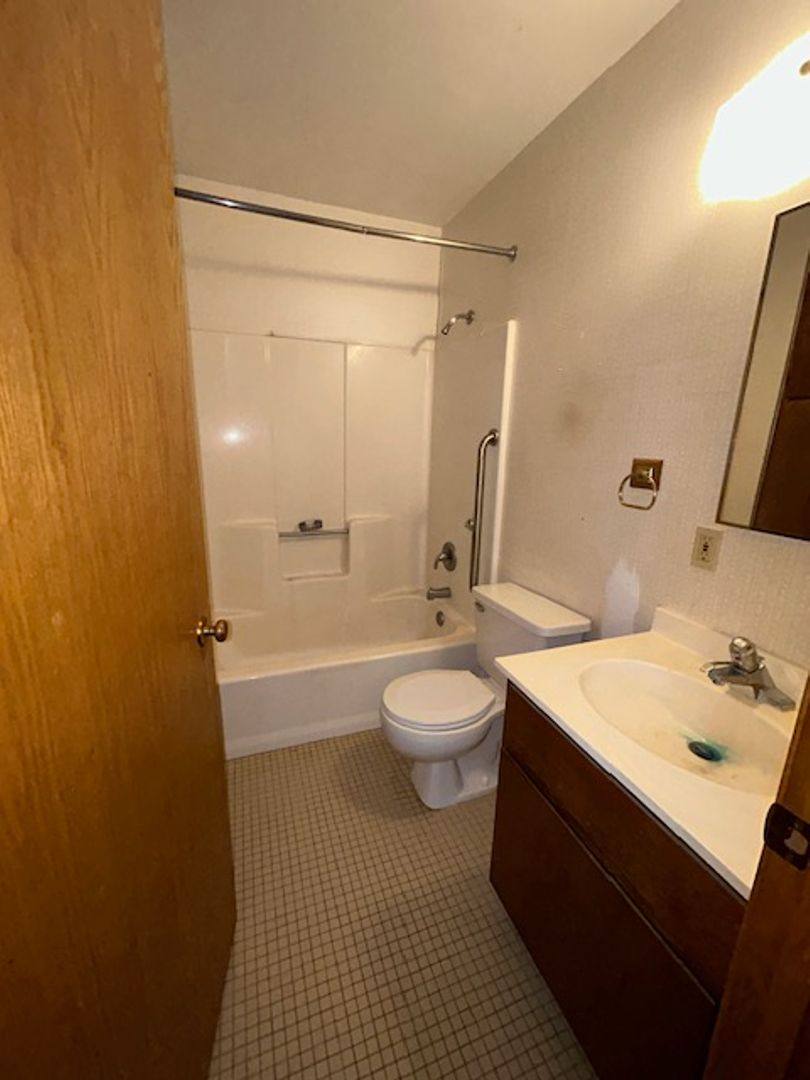 Apartment for rent at 120 Maine Ave, Adrian, MN 56110