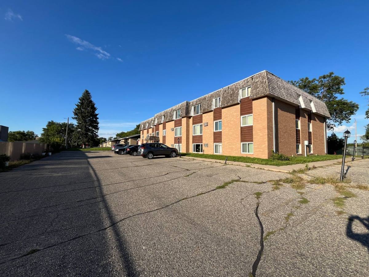 Apartment for rent at 1116 2nd St SE, Willmar, MN 56201