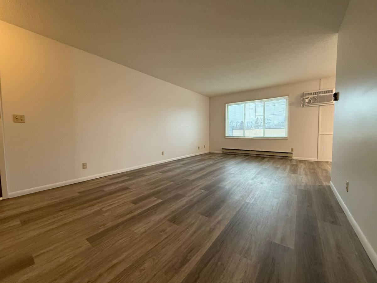Apartment for rent at 1116 2nd St SE, Willmar, MN 56201