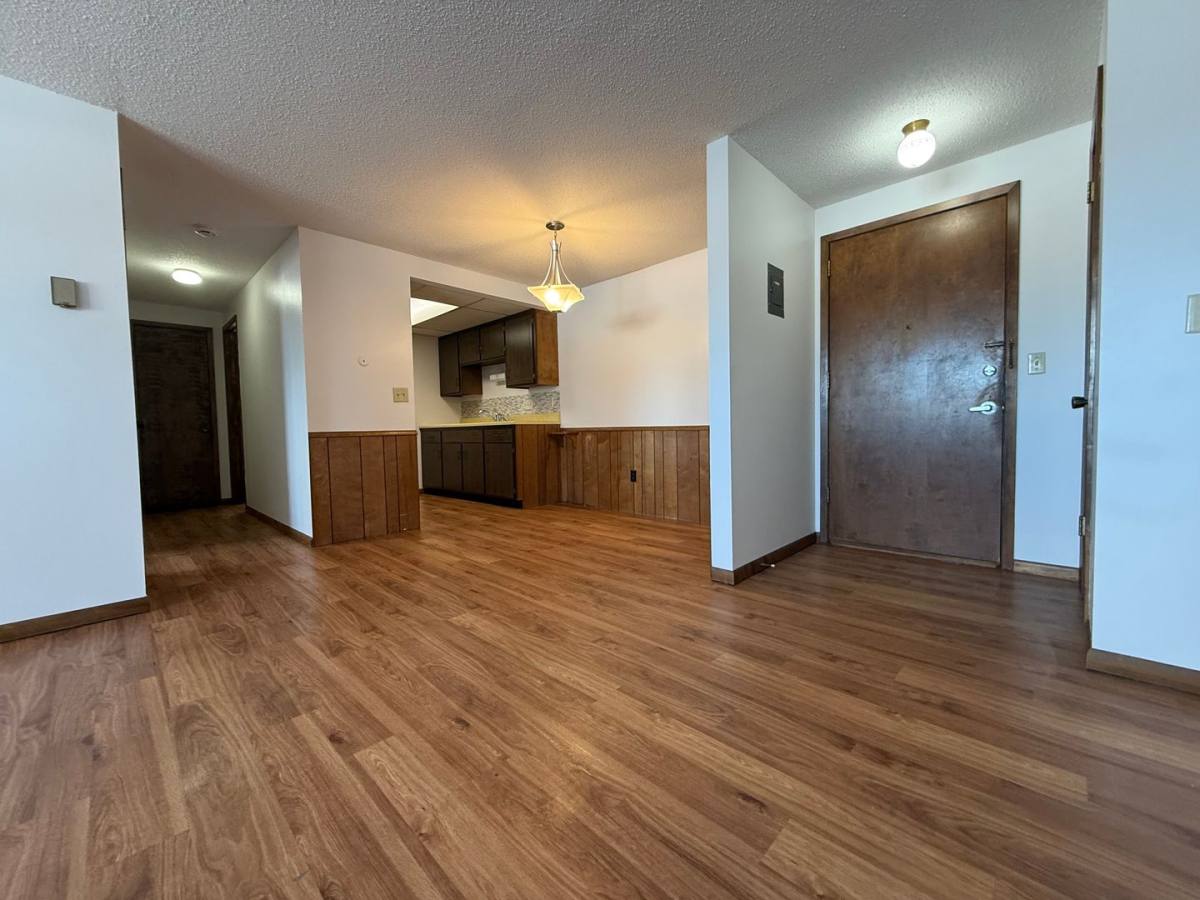 Apartment for rent at 1116 2nd St SE, Willmar, MN 56201