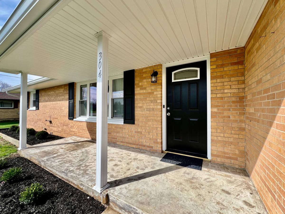 House for rent at 304 Sycamore Rd, Trenton, OH 45067