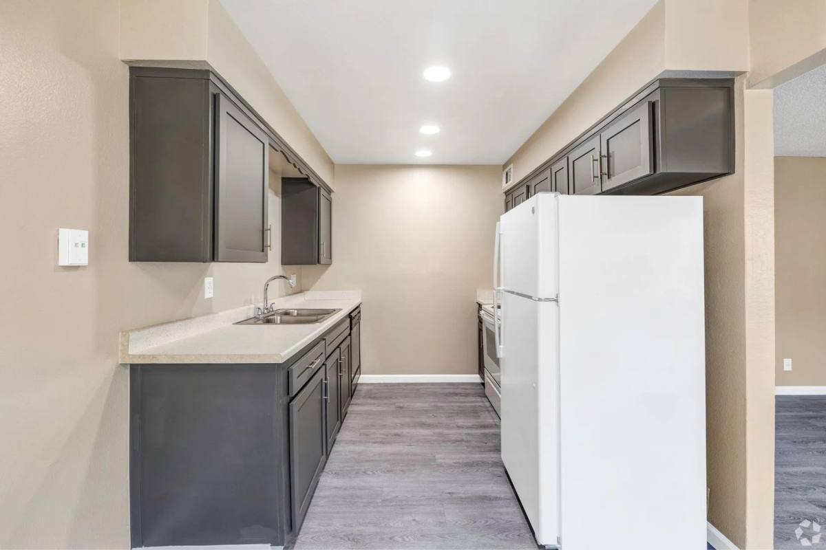 Apartment for rent at 3505 Bridgeford Lane, Modesto, CA 95356