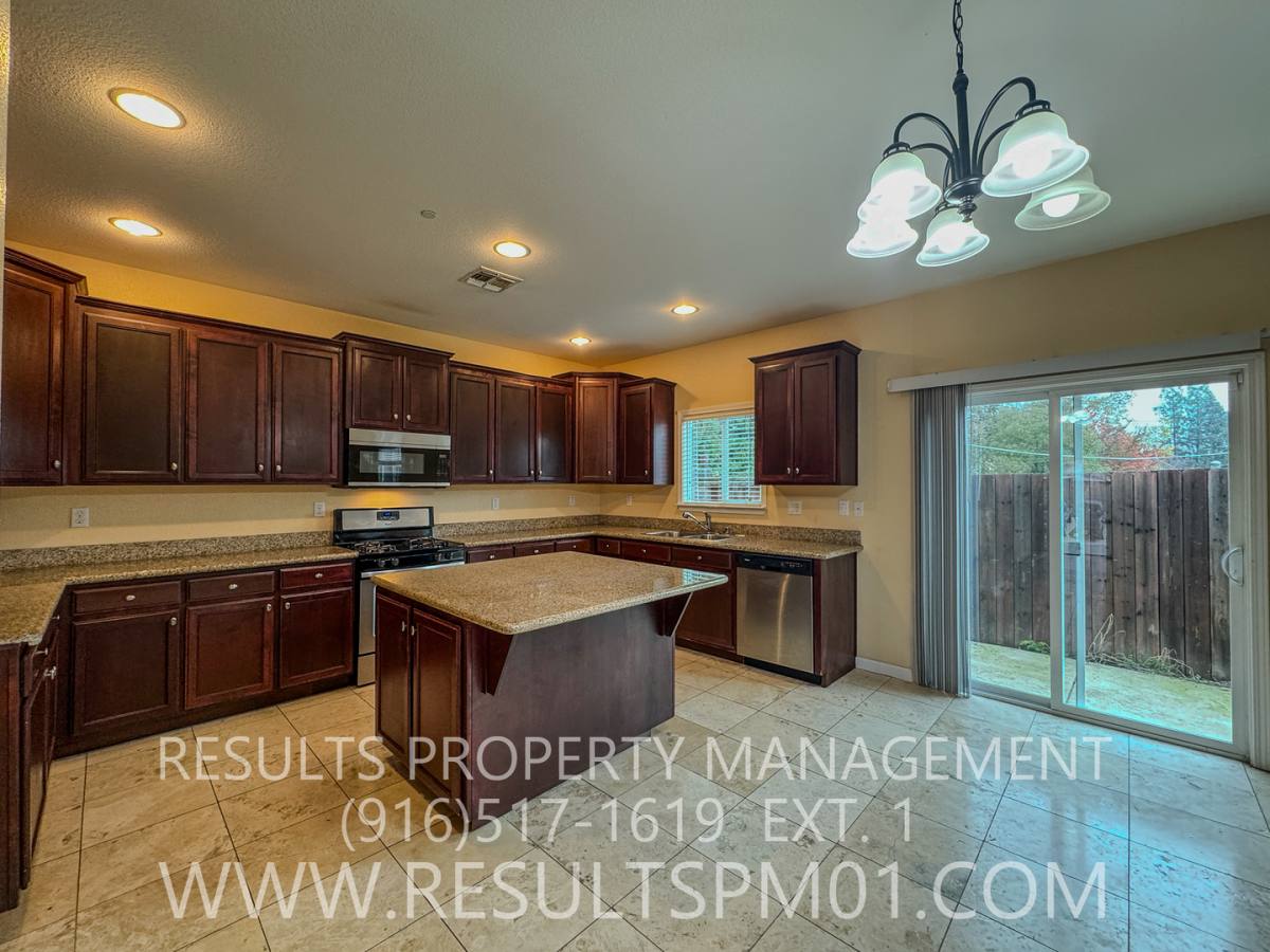House for rent at 9121 Echo Point Place, Orangevale, CA 95662