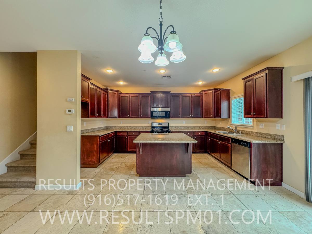 House for rent at 9121 Echo Point Place, Orangevale, CA 95662
