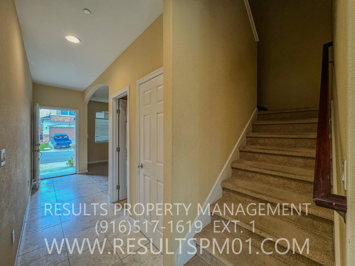 House for rent at 9121 Echo Point Place, Orangevale, CA 95662