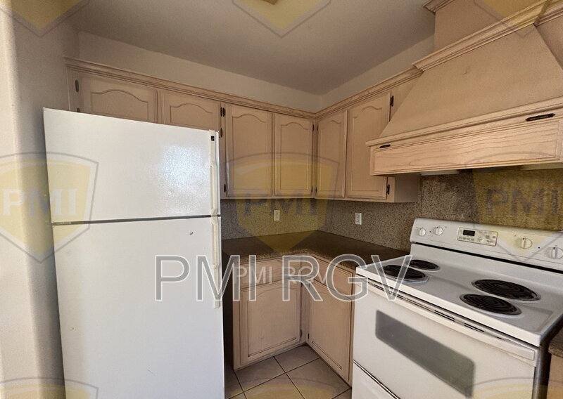 Apartment for rent at 604 Horizon Peak, Edinburg, TX 78539
