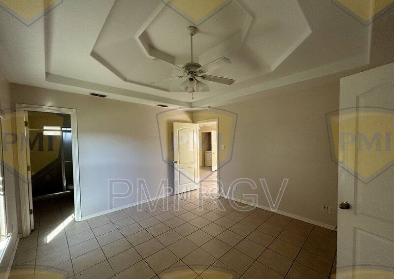 Apartment for rent at 604 Horizon Peak, Edinburg, TX 78539