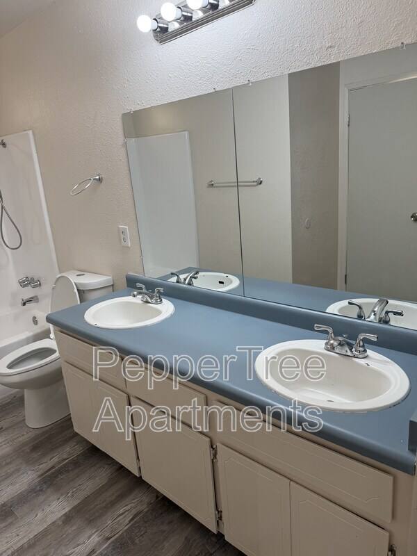 Apartment for rent at 760 E Elm Ave #A, Coalinga, CA 93210