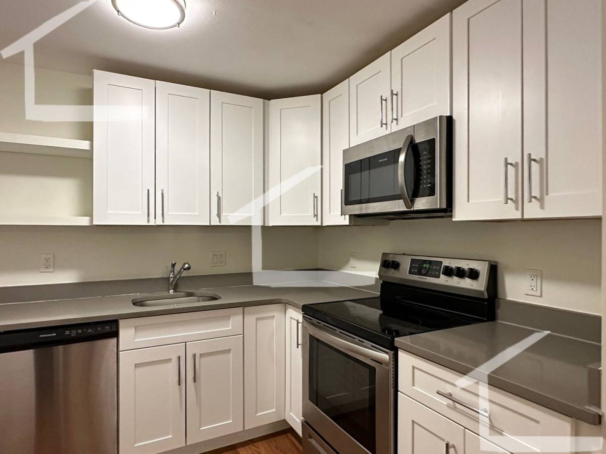 House for rent at 15 Embassy Rd #2D, Brighton, MA 02135