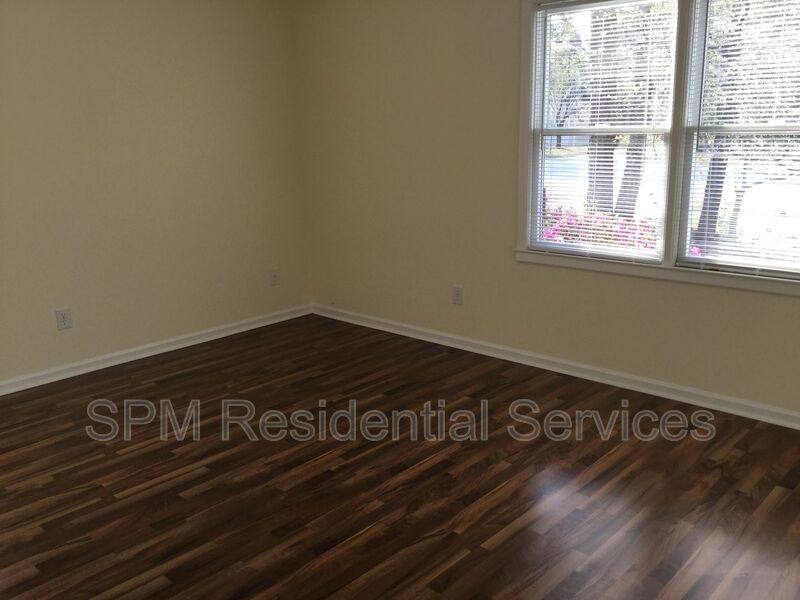 House for rent at 581 Parkway Blvd, Wilmington, NC 28412