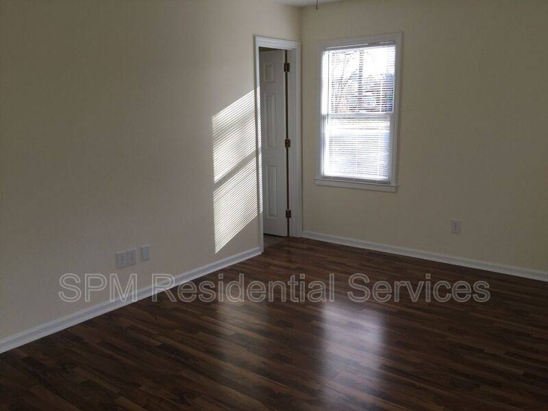 House for rent at 581 Parkway Blvd, Wilmington, NC 28412