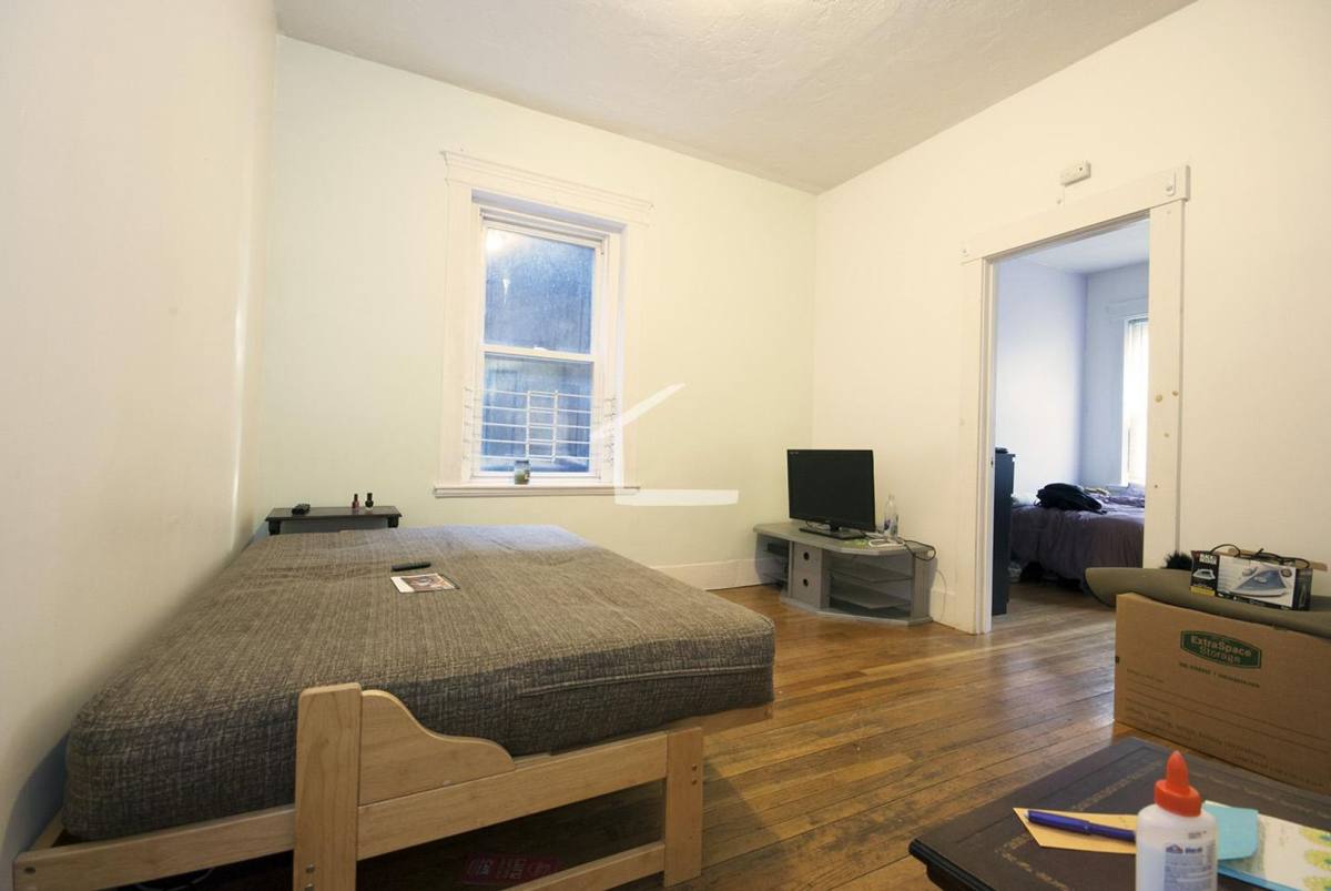 House for rent at 36 Brighton Ave #2B, Allston, MA 02134