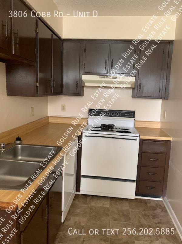 Apartment for rent at 3806 Cobb Rd #D, Huntsville, AL 35805