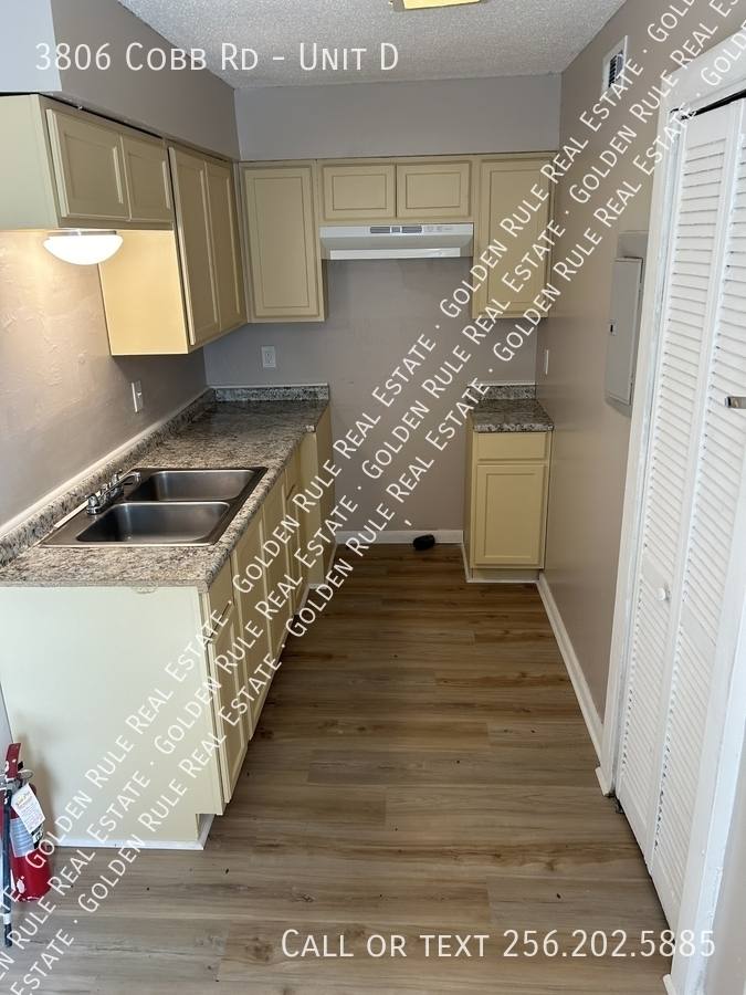 Apartment for rent at 3806 Cobb Rd #D, Huntsville, AL 35805