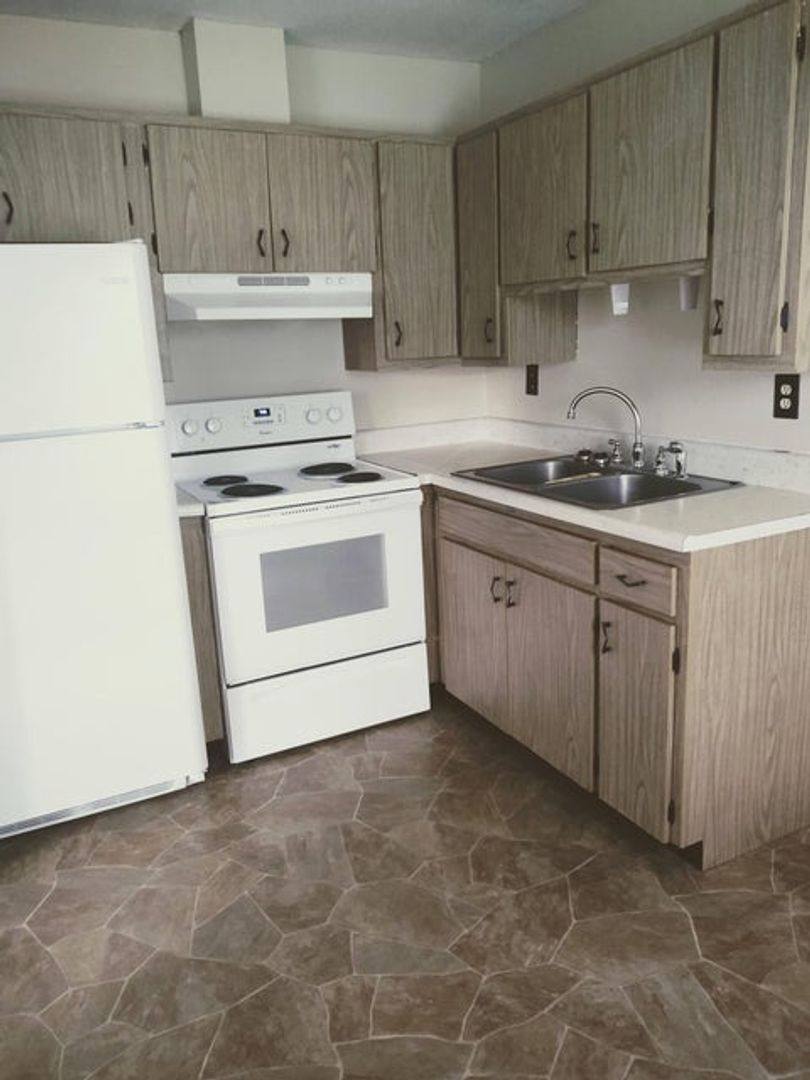 Apartment for rent at 205 N 2nd Ave, Jonesborough, TN 37659