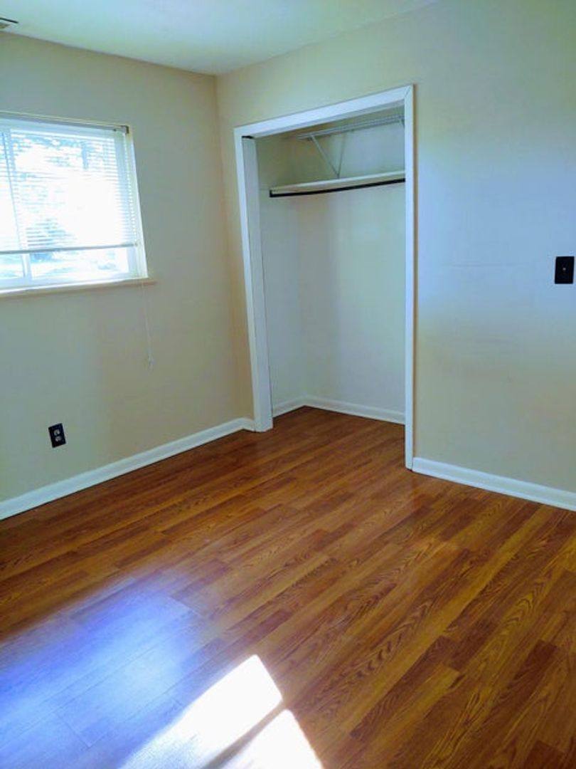 Apartment for rent at 205 N 2nd Ave, Jonesborough, TN 37659