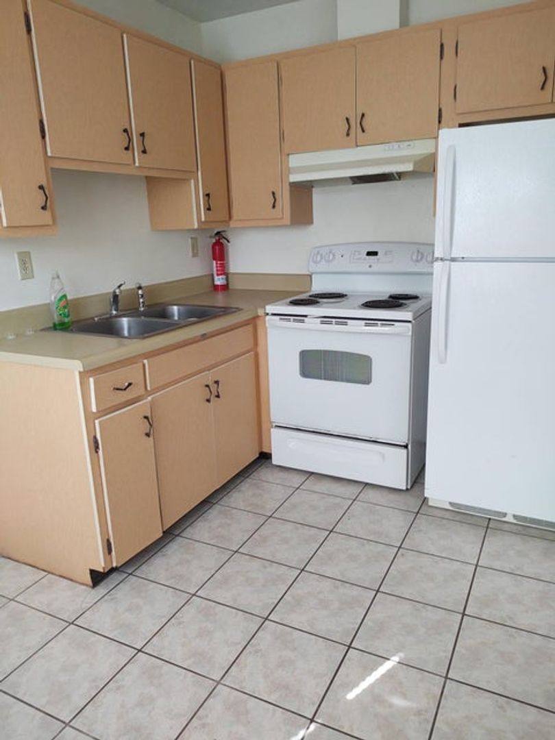 Apartment for rent at 205 N 2nd Ave, Jonesborough, TN 37659