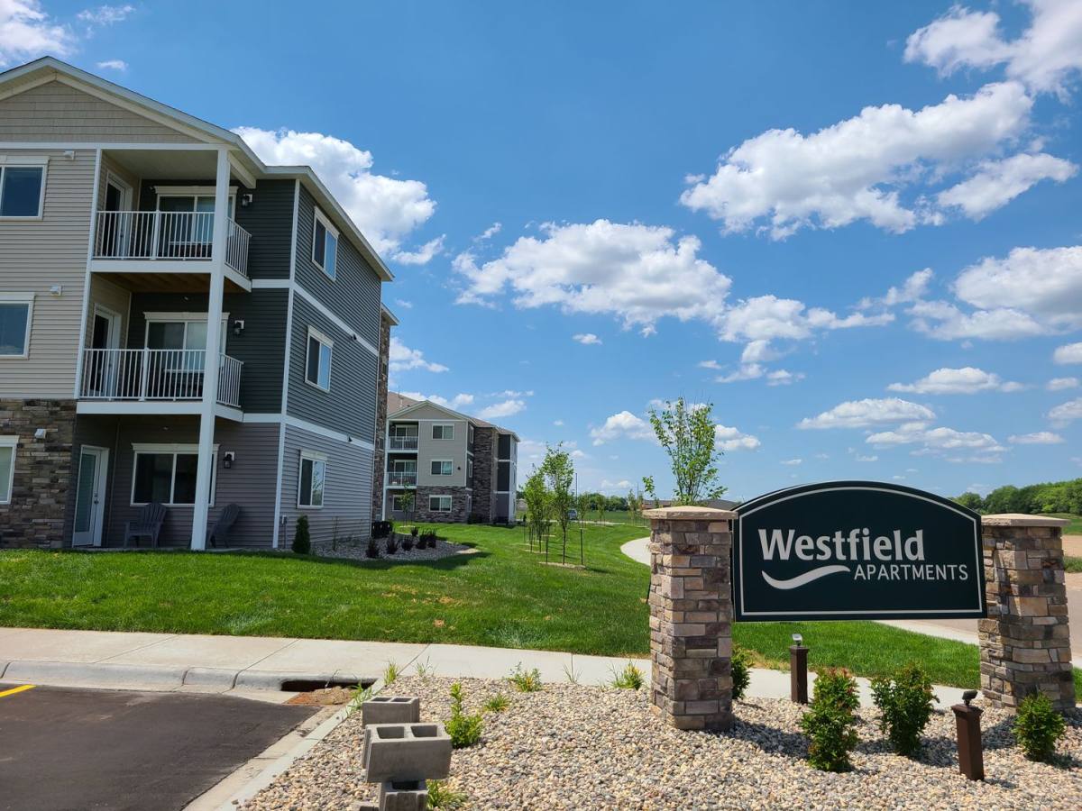 Apartment for rent at 1488 42nd Ave, Alexandria, MN 56308