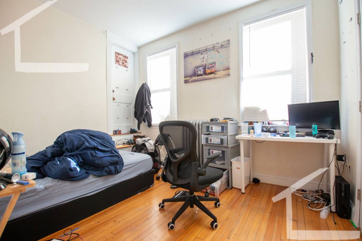Apartment for rent at 324 St Paul #5, Brookline, MA 02446