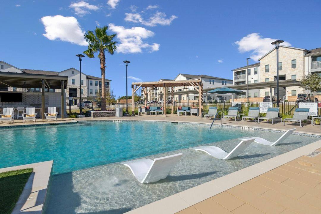 Apartment for rent at 501 Commercial Lp #B9-55, San Marcos, TX 78666