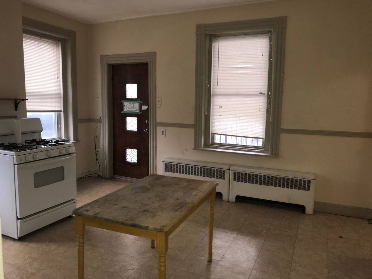 Apartment for rent at 242-248 Main St, Everett, MA 02149
