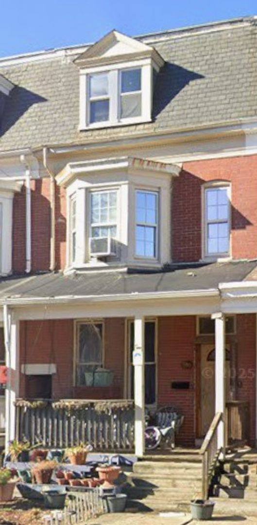 House for rent at 602 Dallas St, York, PA 17403