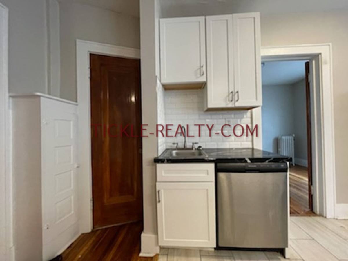 Apartment for rent at 962 Monroe Ave, Rochester, NY 14620