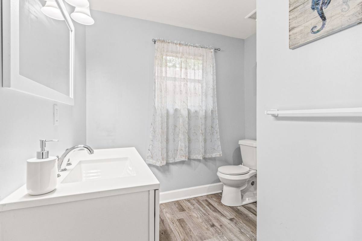 Apartment for rent at 908 N 57th Ave, Pensacola, FL 32506