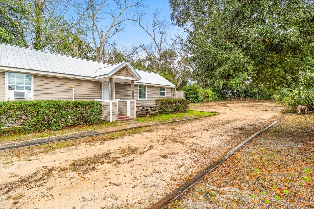 Apartment for rent at 908 N 57th Ave, Pensacola, FL 32506