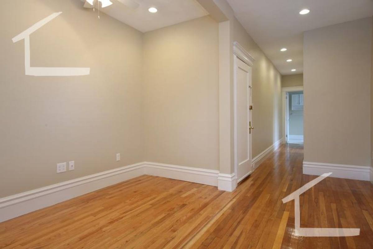 Apartment for rent at 1097 Boylston St #3, Boston, MA 02115
