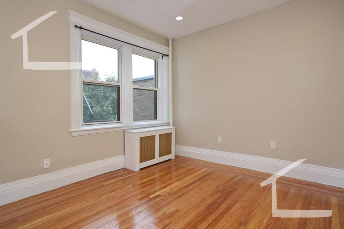 Apartment for rent at 1097 Boylston St #3, Boston, MA 02115