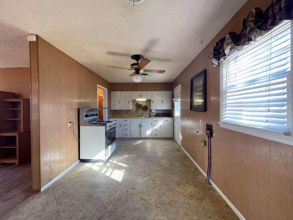 House for rent at 1105 S 12th St, Lamesa, TX 79331