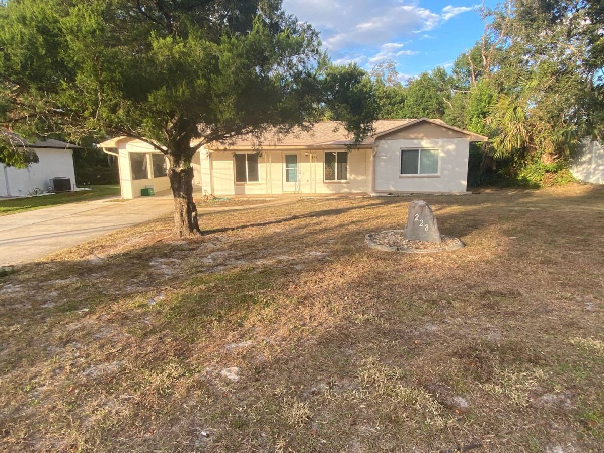 House for rent at 228 Plumosa Rd, Debary, FL 32713