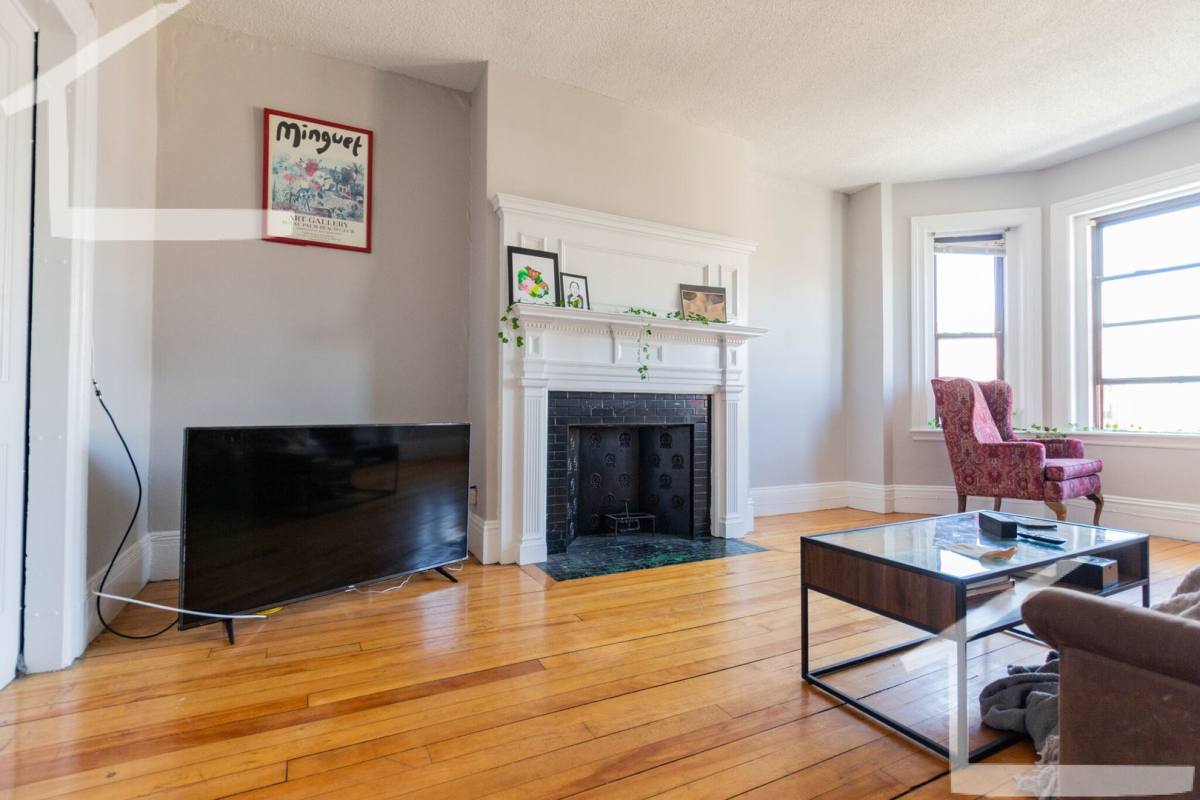 Apartment for rent at 16 Glenville Ave #4, Allston, MA 02134