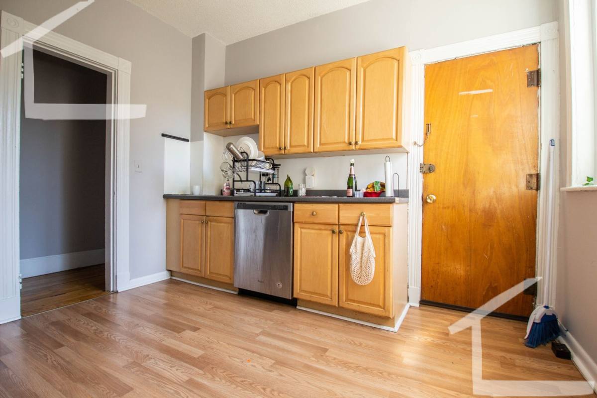 Apartment for rent at 16 Glenville Ave #4, Allston, MA 02134