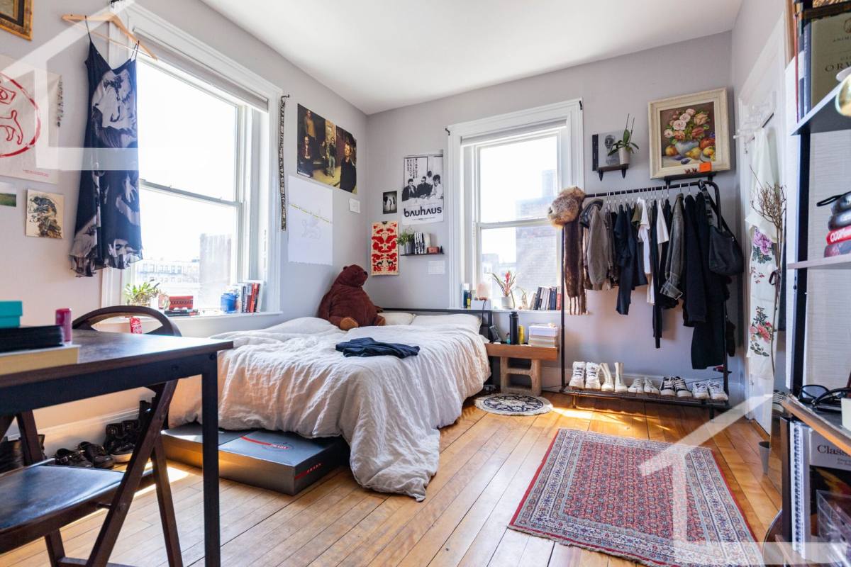 Apartment for rent at 16 Glenville Ave #4, Allston, MA 02134