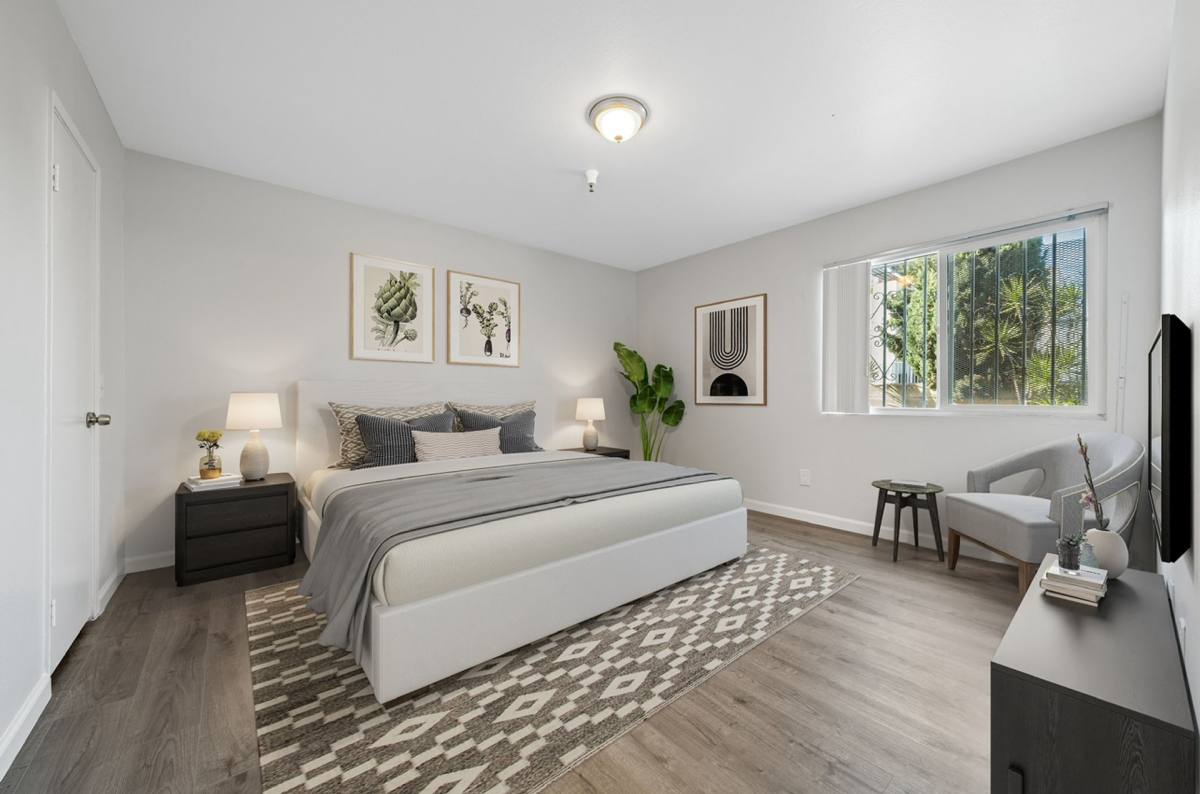 Apartment for rent at 615 N Juanita Ave, Los Angeles, CA 90004