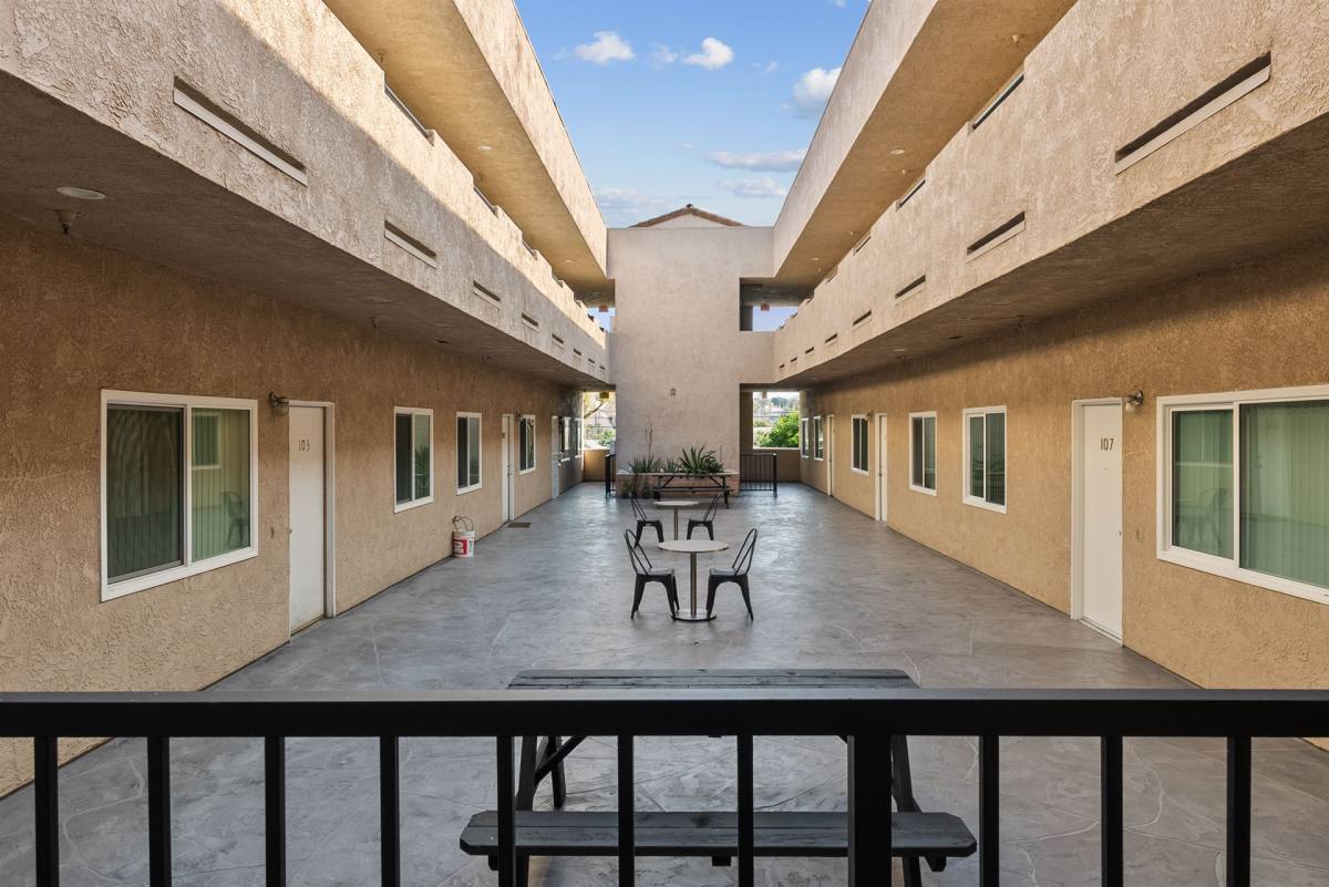 Apartment for rent at 615 N Juanita Ave, Los Angeles, CA 90004