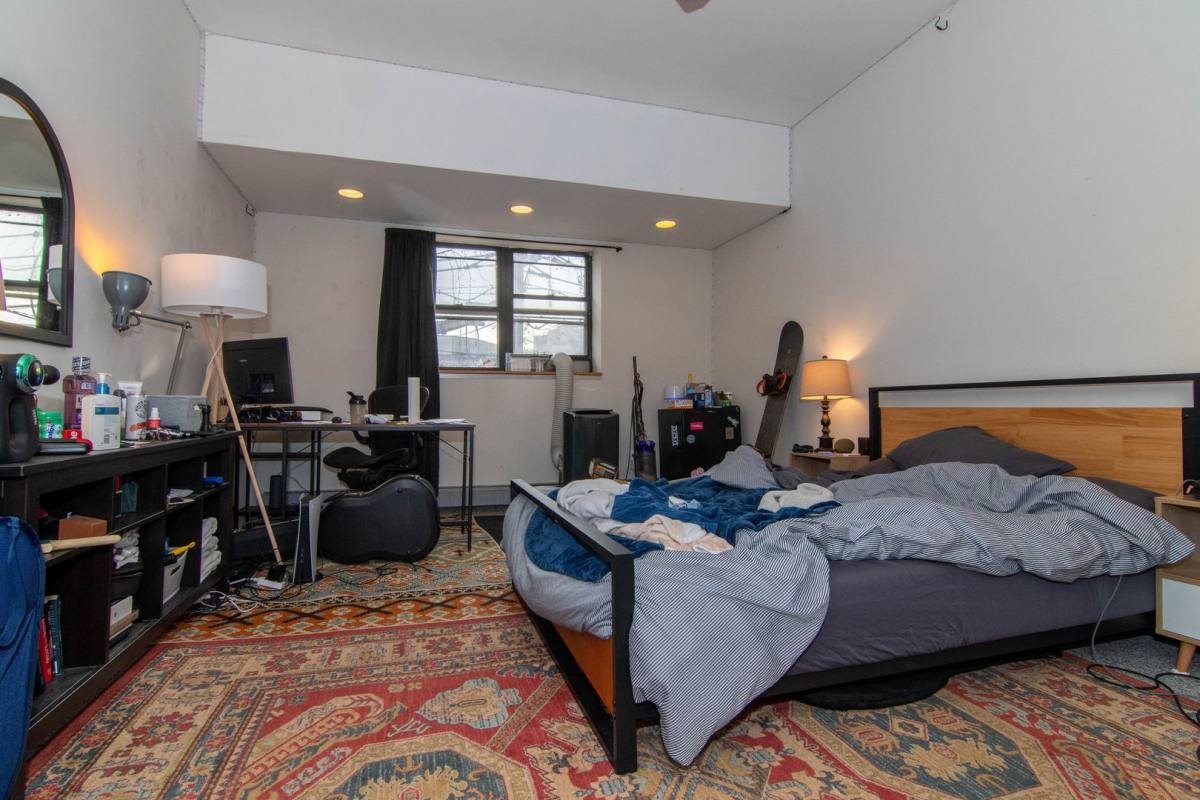 Apartment for rent at 442 Park Dr #1B, Boston, MA 02215