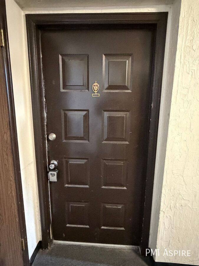 Apartment for rent at 1065 Saulsbury St #101, Denver, CO 80214
