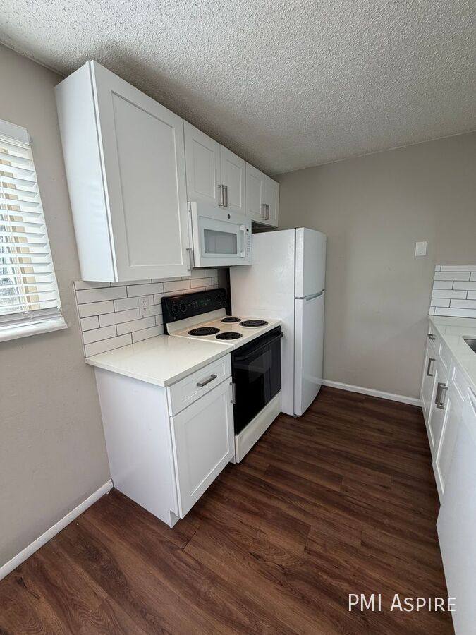 Apartment for rent at 1065 Saulsbury St #101, Denver, CO 80214