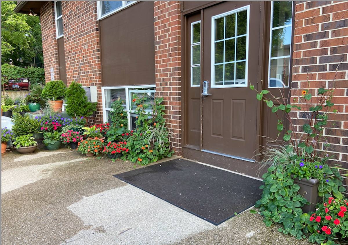 Apartment for rent at 920 E Burlington St, Iowa City, IA 52240
