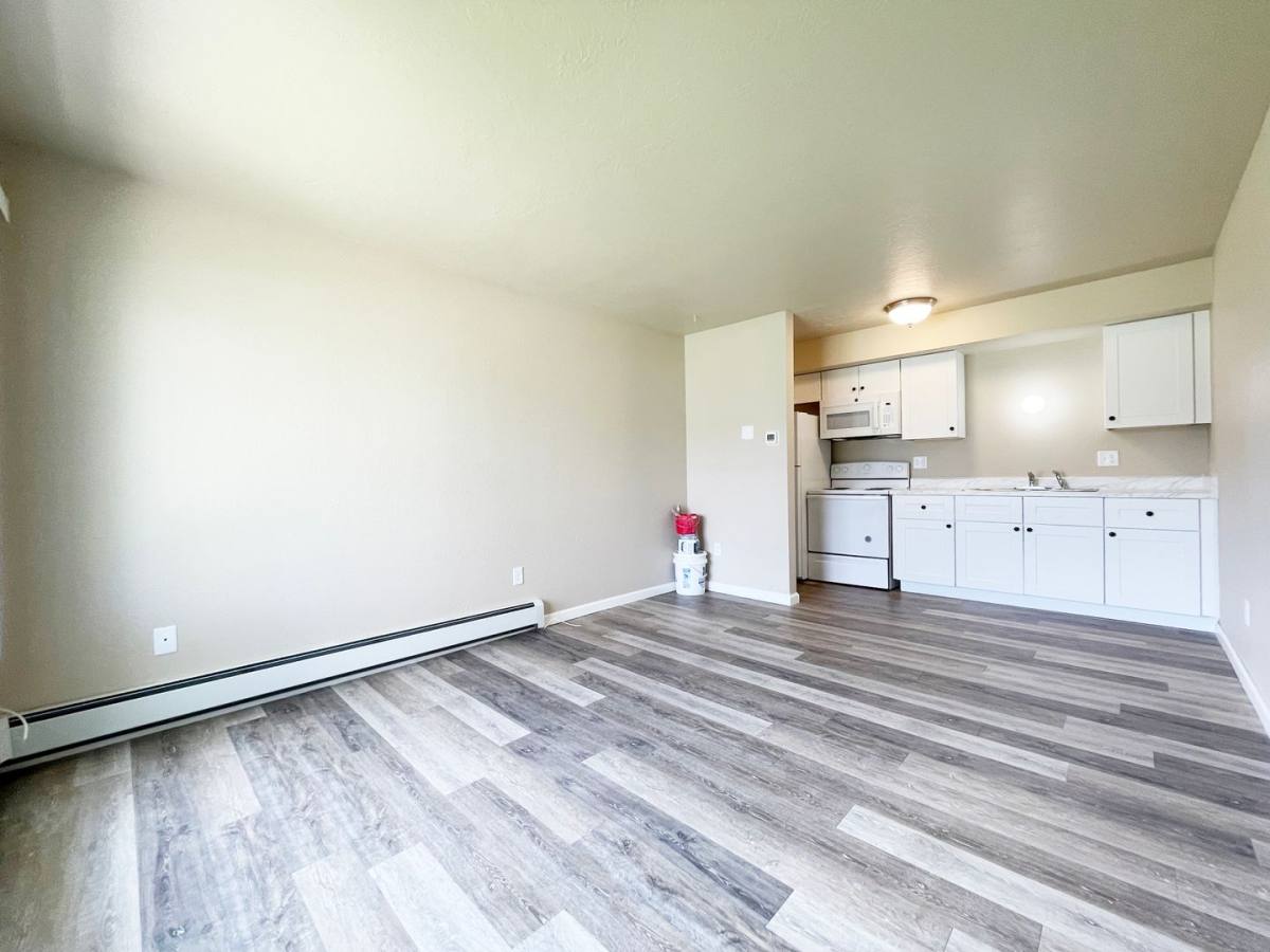 Apartment for rent at 2015 8th St NW, Minot, ND 58703